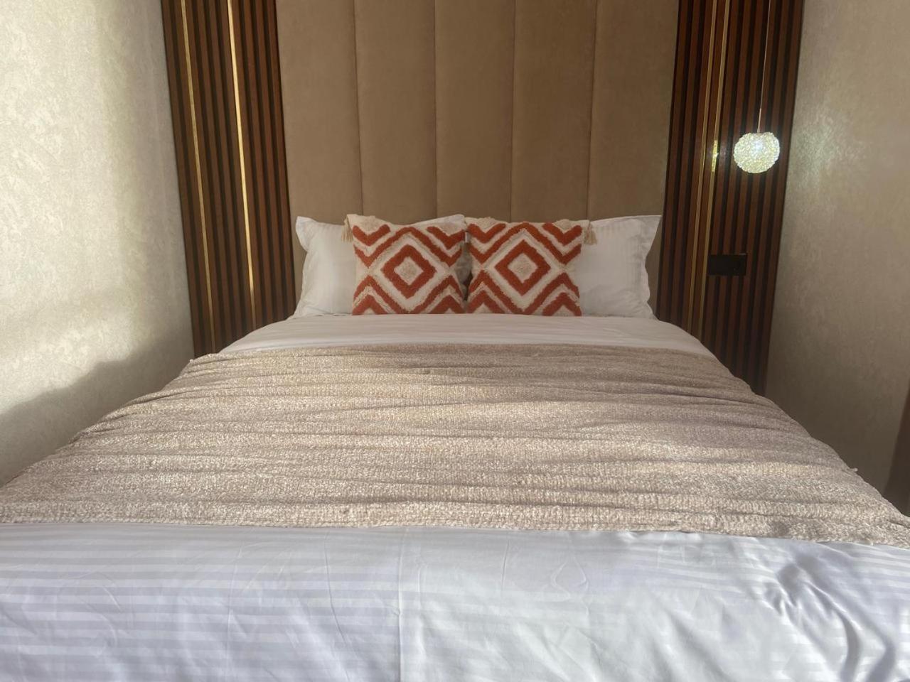 жк Four Seasons колоритная евродвушка люкс сегмента Apartment *